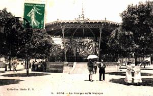 2599- Bone - Kiosque de la Musique